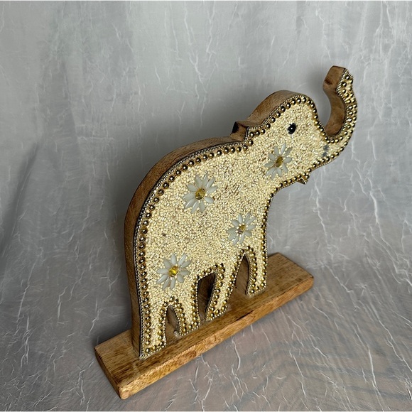 Home Decor Table Top Bead Embellished Wood Figurine Elephant Art Accent - Picture 6 of 16